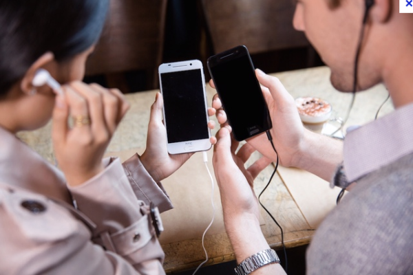 77% des Américains détiennent un smartphone en 2016