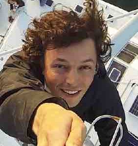 ARTE accompagne le tour du monde «low-tech» de Corentin de Chatelperron à bord de son catamaran «Nomade des mers» dès le 15 février
