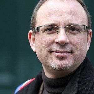 Cryptage/terrorisme: Yann Galut (PS) veut contraindre Apple et Google à collaborer avec la justice