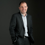 Newen : Olivier Béchat nommé Directeur Général de Studios Post & Prod
