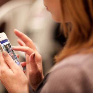 Line : entrée en Bourse à Tokyo et New York en juillet