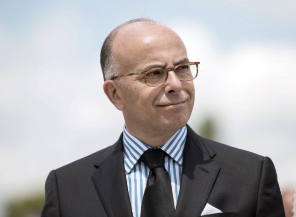 Conflit avec Apple : le ministre français de l’Intérieur soutient le FBI