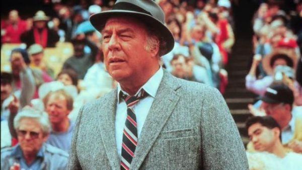 USA: décès de l’acteur George Kennedy («Y a-t-il un flic pour sauver la Reine?»)