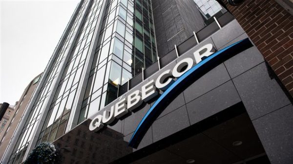 Québecor repasse dans le vert