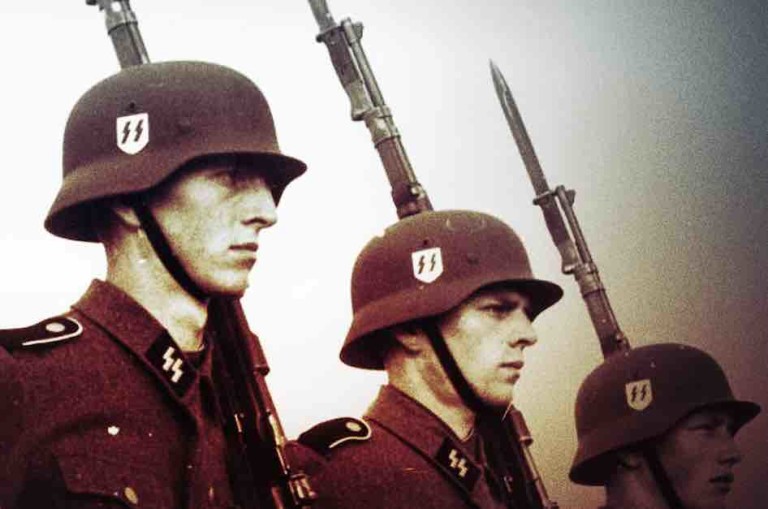 ZED distribue le nouveau documentaire événement de Serge de Sampigny, «Dans la peau des SS»