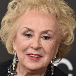 Doris Roberts : décès de la star de la sitcom «Tout le monde aime Raymond»