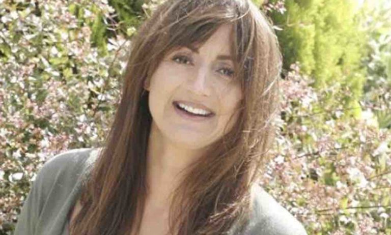 Nathalie ANDRE (France 2) : «Placer des artistes à la présentation de divertissements, cela marque notre différence»