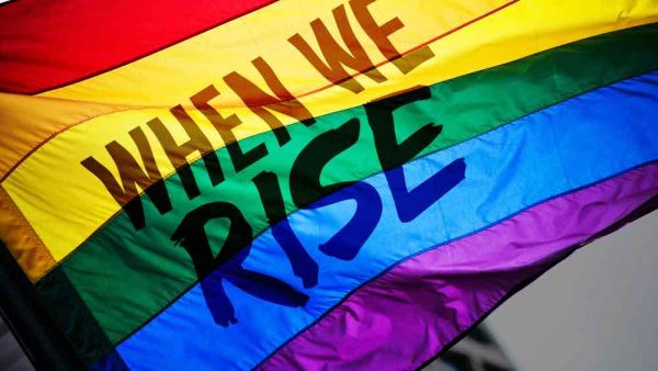 «When we rise», une série sur la lutte des droits homosexuels, qui peut «plaire à Trump», selon son créateur Dustin Lance Black