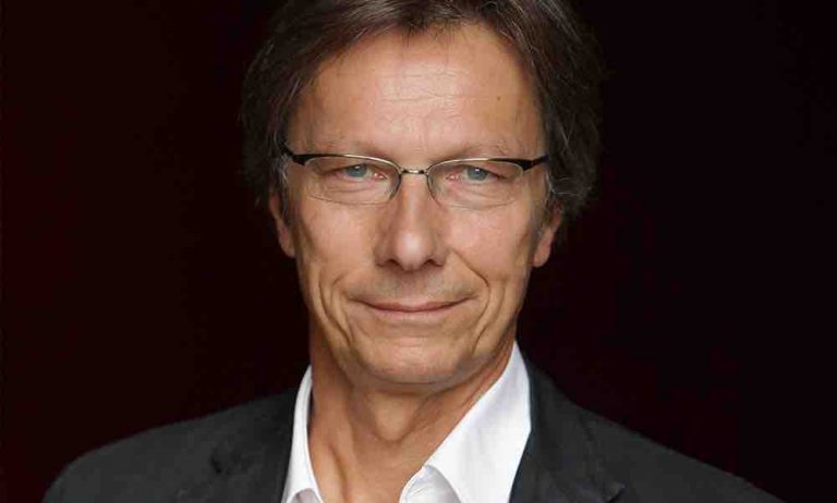 P. CHARLES (France 3) : ««Thalassa», un vaste chantier sur lequel nous travaillons»