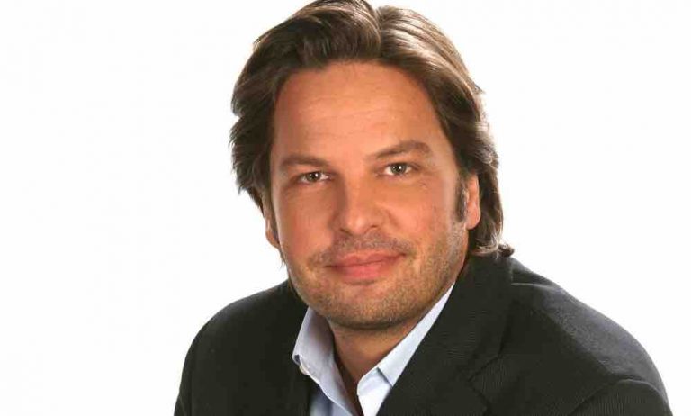 A. POIVRE D’ARVOR (Phare Ouest) «Je souhaite relancer le magazine de fait divers «Non Elucidés»»