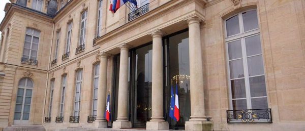 France 2 : 1.226.000 curieux devant «Jours de sacre à l'Elysée» mardi en Night