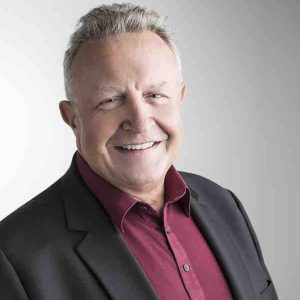 M. FIELD (France Télévisions) : «Nous menons des chantiers permanents pour innover sur le fond comme sur la forme»