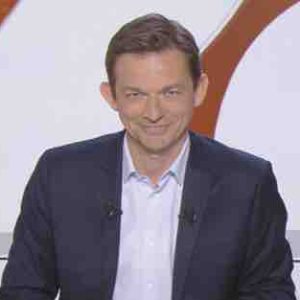 ARTE : «28 minutes» prend ses quartiers d’été avec Renaud Dély dès le lundi 10 juillet à 20h05
