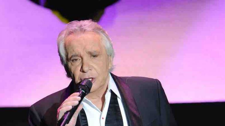 France 2 : «Michel Sardou, dernier show» tente d’exister mardi en Prime