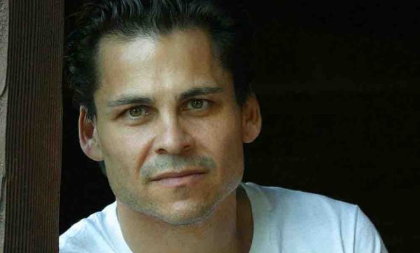 P. M. LENKOV (MacGyver) : «Il est plus compliqué de produire un reboot que de créer une série originale»