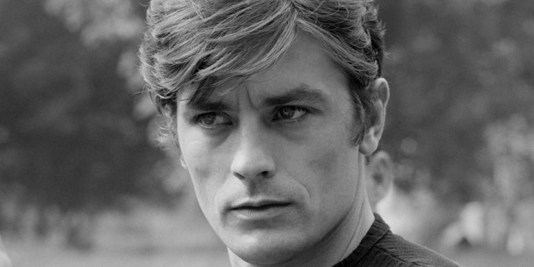 Chérie 25 : Alain Delon à l’honneur dès le 13 février en Prime