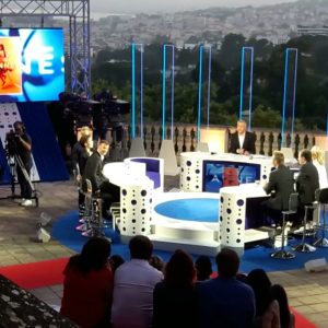 France 2 : «On n’est pas couché» spéciale Cannes sous la barre des 500.000 téléspectateurs vendredi en Night 