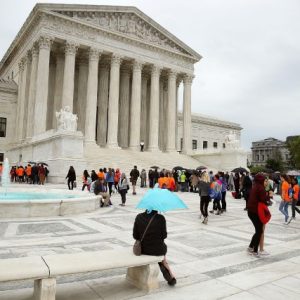 USA: la Cour suprême impose un mandat judiciaire pour géolocaliser des téléphones portables 