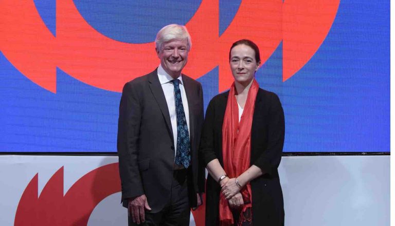 Tony Hall et Delphine Ernotte Cunci élus Président et Vice- présidente de l’UER
