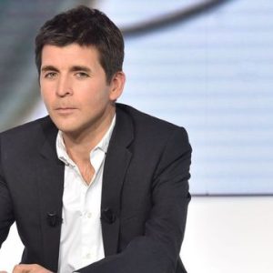 France 2 : Thomas Sotto va rejoindre «L’Emission politique» à la rentrée 