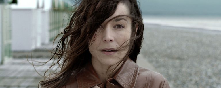 France 2: la nouvelle série «La dernière vague» en tournage