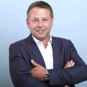 Eutelsat : Philippe Oliva nommé au poste d’EVP Ventes et Produits