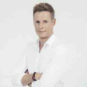 C8 : Matthieu Delormeau annonce son départ de TPMP