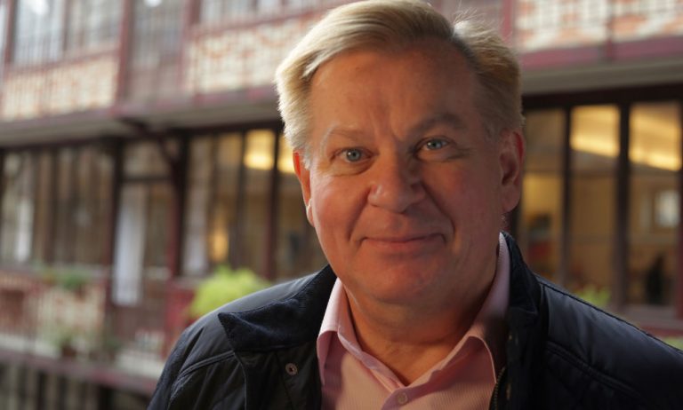 F. LEPAGE (France Mon Amour) : «Nous lançons la 1èrechaîne de télévision française en Chine»