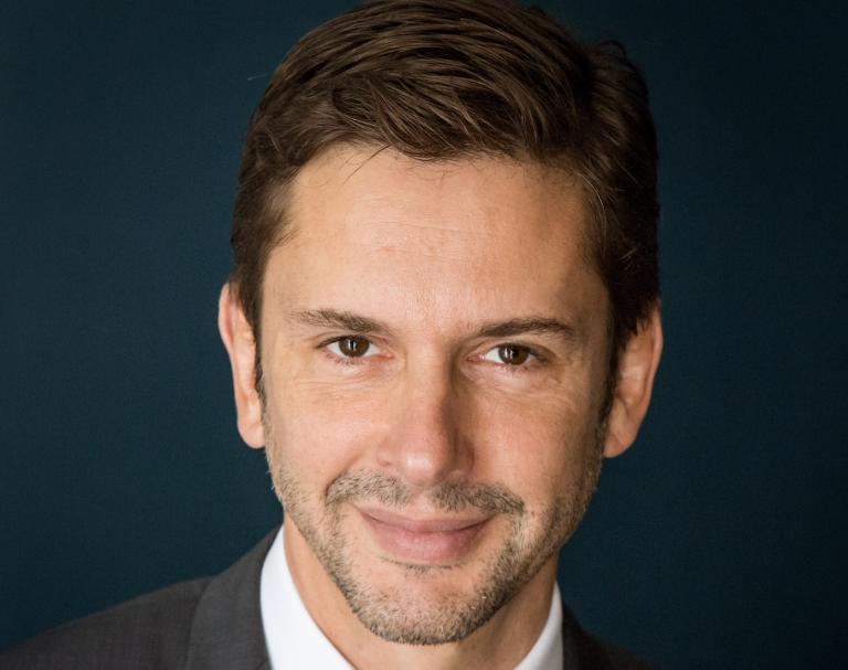 E.DURAND (PDG Snap Inc.France) : «Snapchat n’est pas un réseau social car l’usage premier est la messagerie»