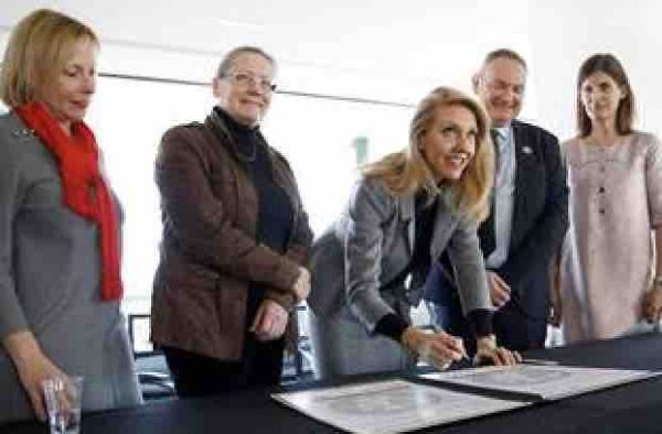 Radio France: signature de la Charte d’Engagement LGBT+ de l’Autre Cercle