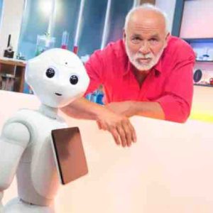 Science & Vie TV : Pepper, le 1er robot animateur TV dès le 16 décembre dans «Le Mag de la Science»