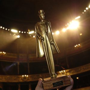 C8 : «Les plus grands magiciens du monde, les Mandrakes d’Or 2018» animé par Charlotte Bermond et Maxime Guény le 28 décembre à 21h00 