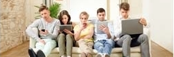 + 23 minutes en un an: le surf mobile chez les 15-34 ans atteint 1h24 par jour et par individu