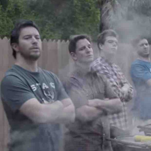 Un spot publicitaire de la marque de rasoir Gillette pour soutenir le #MeToo fait polémique