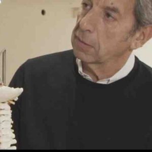 France 5 : «Mal de dos: prenez soin de vous», le nouveau programme présenté par Michel Cymes
