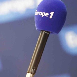 Arnaud Lagardère assure ne pas vouloir vendre Europe 1