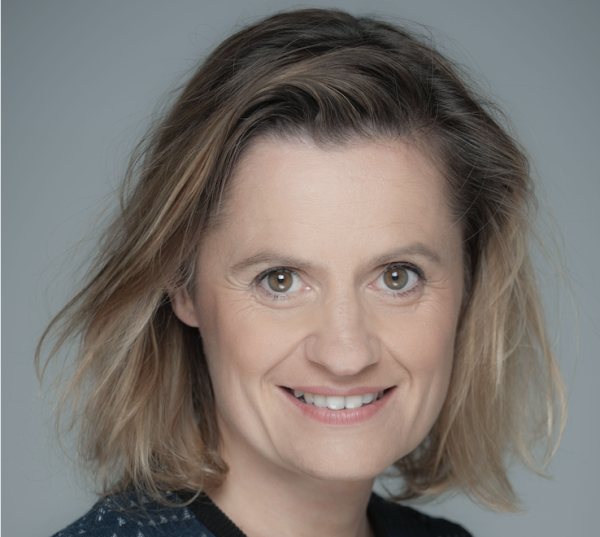 ACTU POUR MARDI C. ALVARESSE (France Télévisions) : "Nous ne cherchons pas à remplacer Claire Chazal"