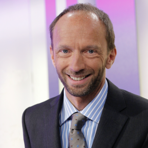 Philippe LARROQUE (TV Mag) "TV MAG se porte très bien puisque le magazine est tiré à 5 millions d’exemplaires"