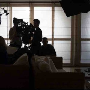 France 2 : la série «Il a déjà tes yeux» avec Lucien Jean-Baptiste et Aïssa Maga en tournage