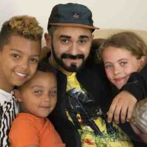 Gulli : Tal, Malik Bentalha et Maëva Coucke pour le retour de «Baby-sitter : Star incognito» le 4 juin