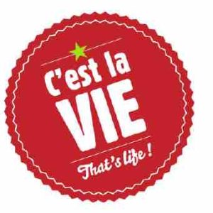 RFI propose cet été «C’est la vie !», une fiction radiophonique inédite 31 épisodes