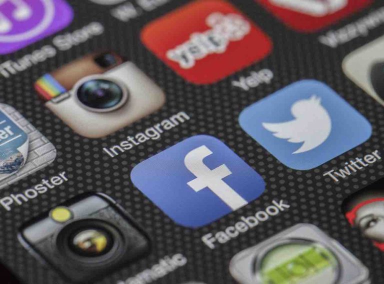 La Maison Blanche prépare un «sommet sur les réseaux sociaux», sans les principaux intéressés