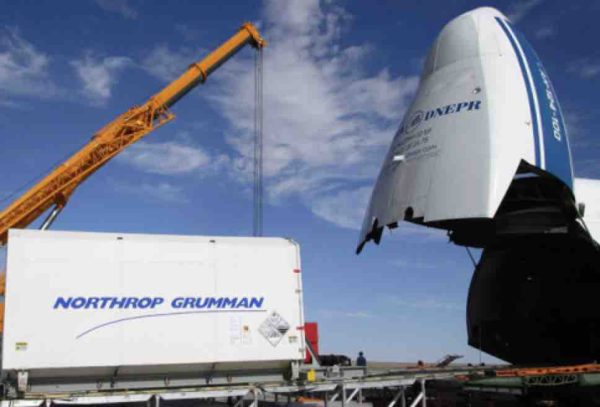 Début de la campagne de lancement avec l’arrivée du satellite EUTELSAT 5 West B au cosmodrome de Baïkonour