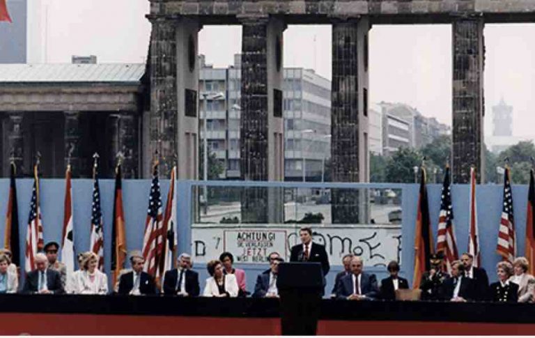 HISTOIRE : programmation spéciale «30 ans après la chute du mur de Berlin» mercredi 6 novembre dès 20h40