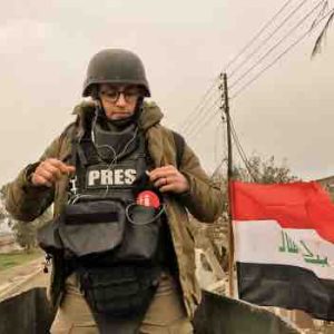 Sami Boukhelifa, journaliste au service international de RFI, primé au Prix Bayeux Calvados-Normandie des correspondants de guerre
