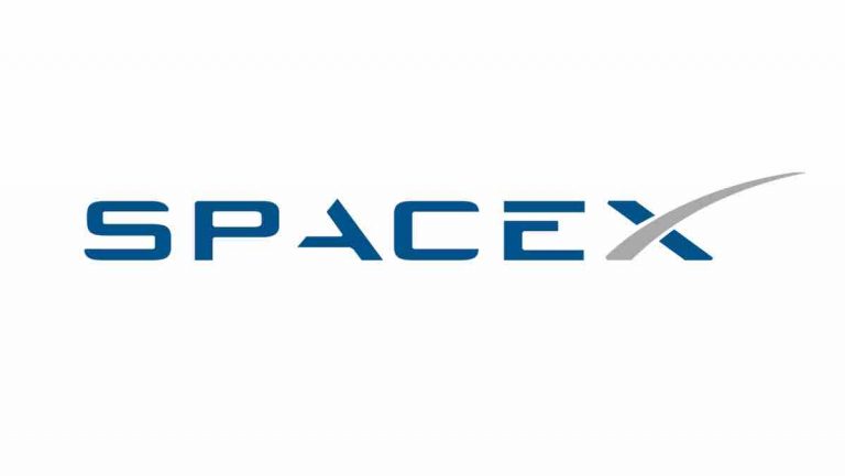 SpaceX a déposé une demande de fréquences pour 30.000 satellites en plus des 12.000 déjà prévus