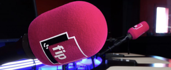 Fip va supprimer des postes dans ses antennes locales et se recentrer sur la musique