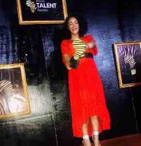 France 24/ RFI : Juliette Fievet récompensée pour «Légendes urbaines» aux «African Talent Awards»