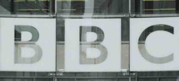 GB : Boris Johnson s’en prend à l’emblématique groupe d’audiovisuel public BBC