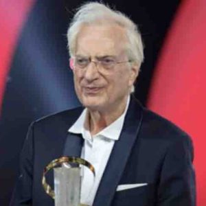 Le festival du film de Marrakech a rendu dimanche soir un hommage vibrant au cinéaste français Bertran Tavernier